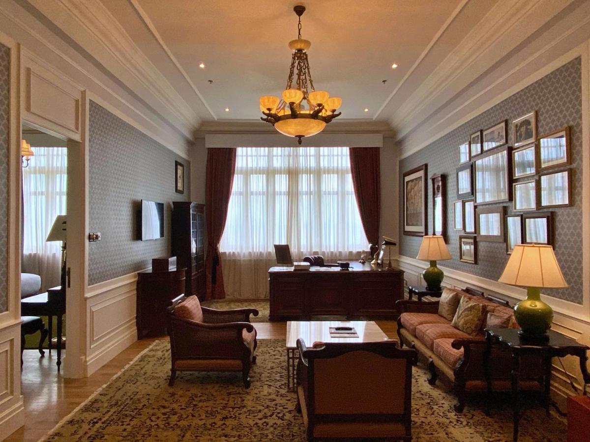 Eastern & Oriental Hotel George Town  Kültér fotó The office of the Governor of Hong Kong